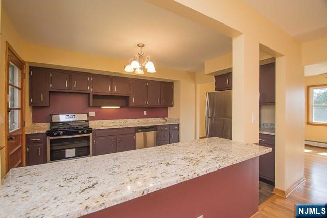 403 Longview - Photo 5