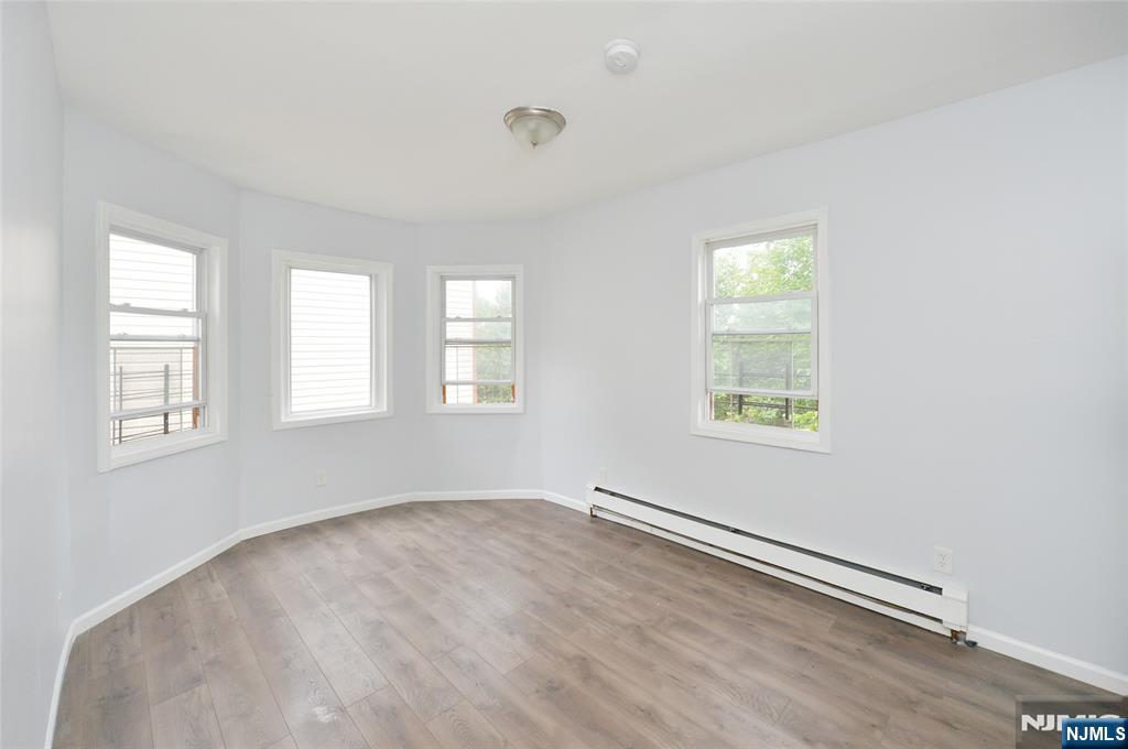 45-47 Hedden Terrace - Photo 3