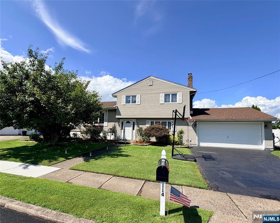 114 Sandra Drive - Photo 1