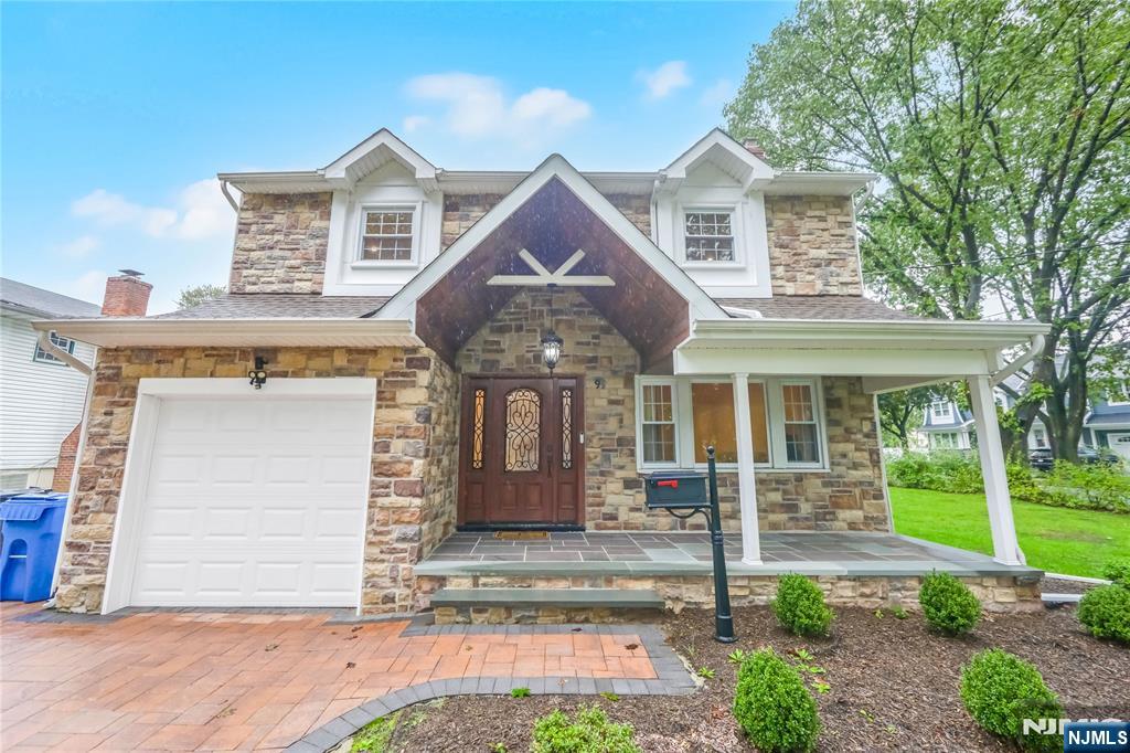 99 Lambert Place - Photo 1