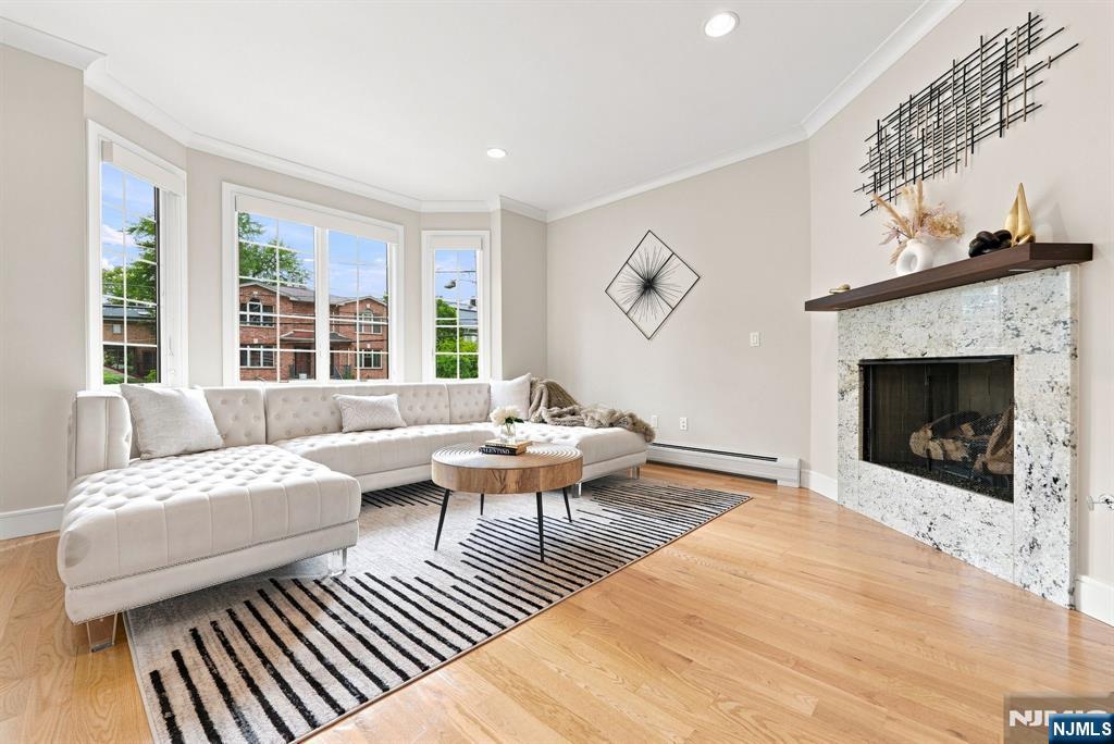 227 Lafayette Avenue B - Photo 2