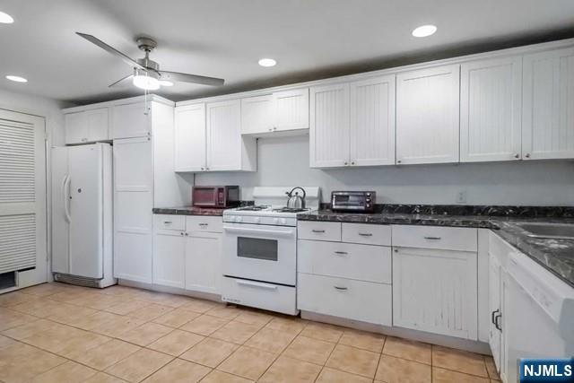 416 Washington Terrace - Photo 3