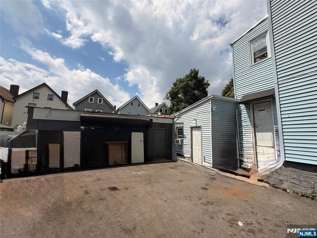190 Taylor Street - Photo 3