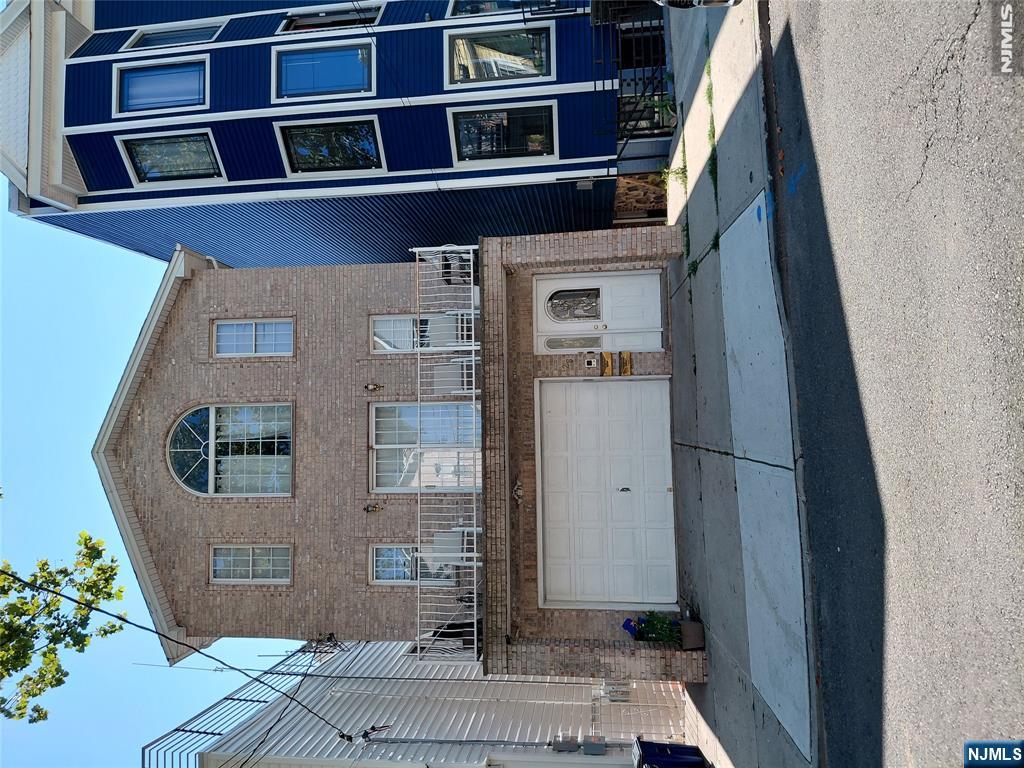 128 Randolph Avenue apt# 1 - Photo 1