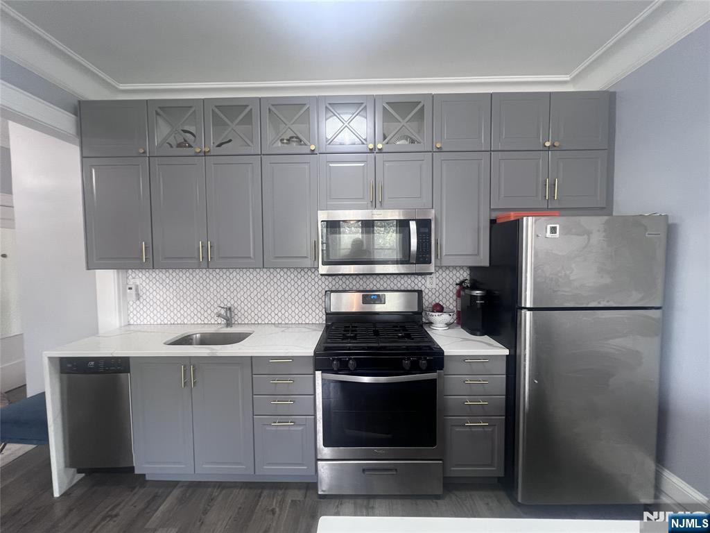 16 Forest Street 404 - Photo 5