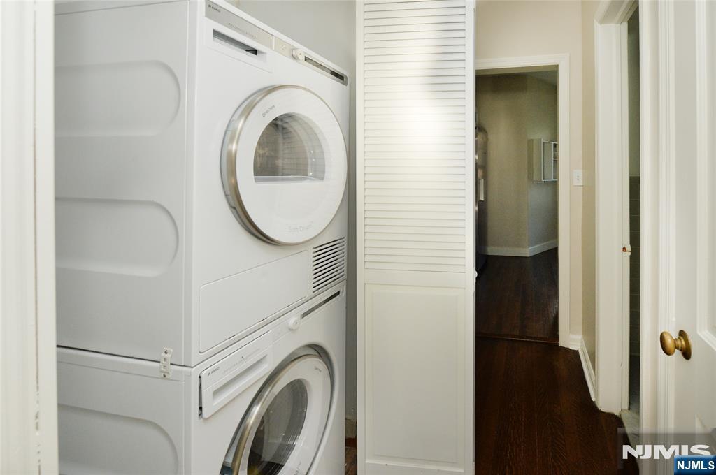 129 Prospect Street 1 - Photo 5