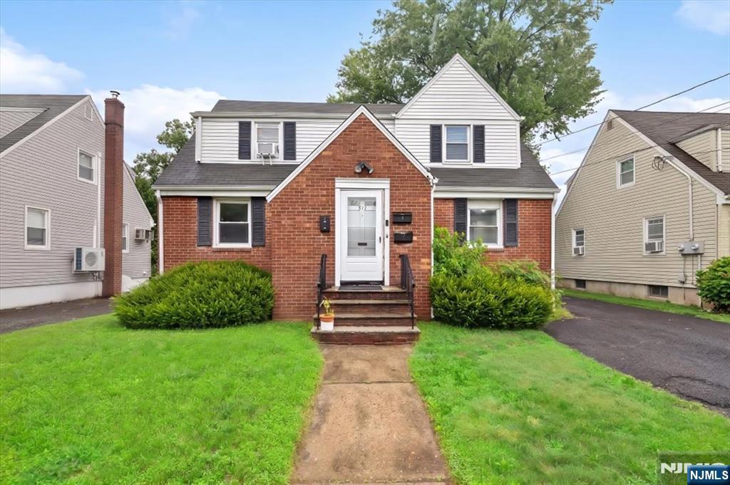 3-17 31st Street - Photo 1