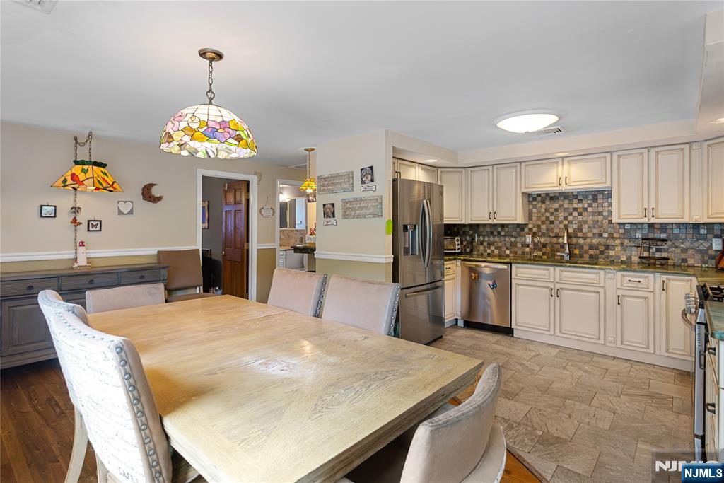 10 Wendy Ter, Garfield, NJ 07026