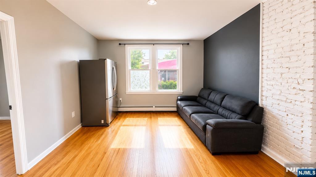 305 Cator Avenue #101