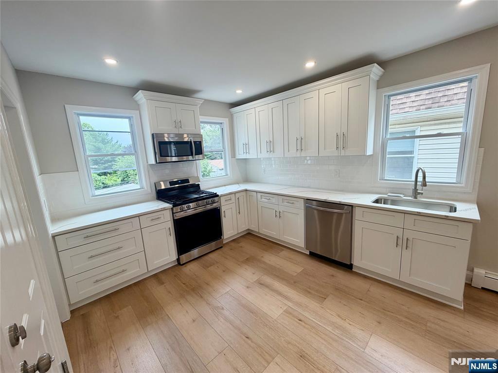 35 Claremont Avenue 2 - Photo 2