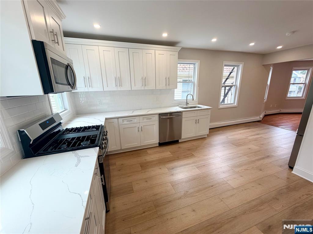 35 Claremont Avenue 2 - Photo 3