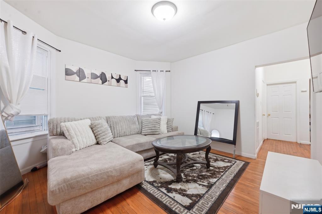 21 18th Street - Photo 2