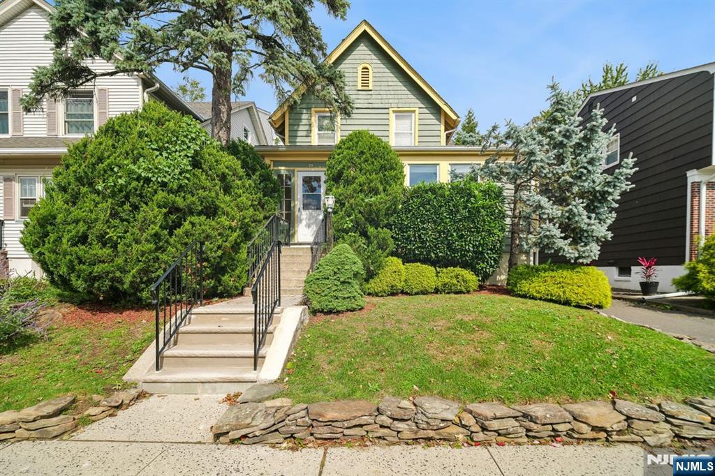 29 Brookfield Road 1st fl - Photo 1