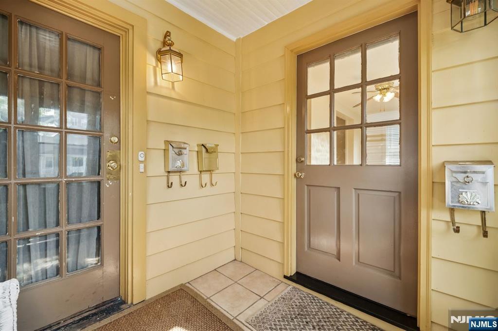 29 Brookfield Road 1st fl - Photo 3