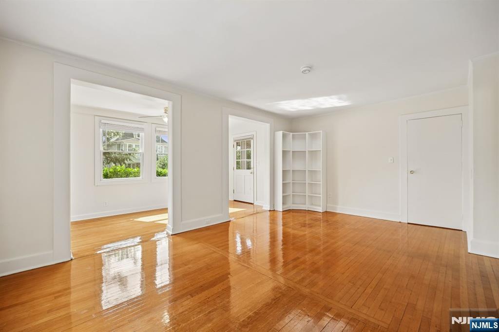 29 Brookfield Road 1st fl - Photo 4