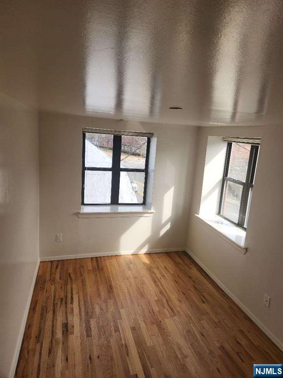 840 River 301 - Photo 5
