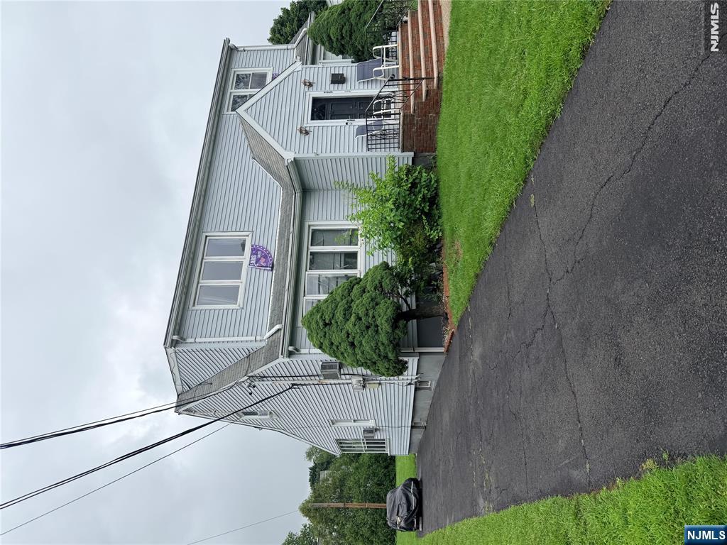 25 Lyall Road - Photo 2
