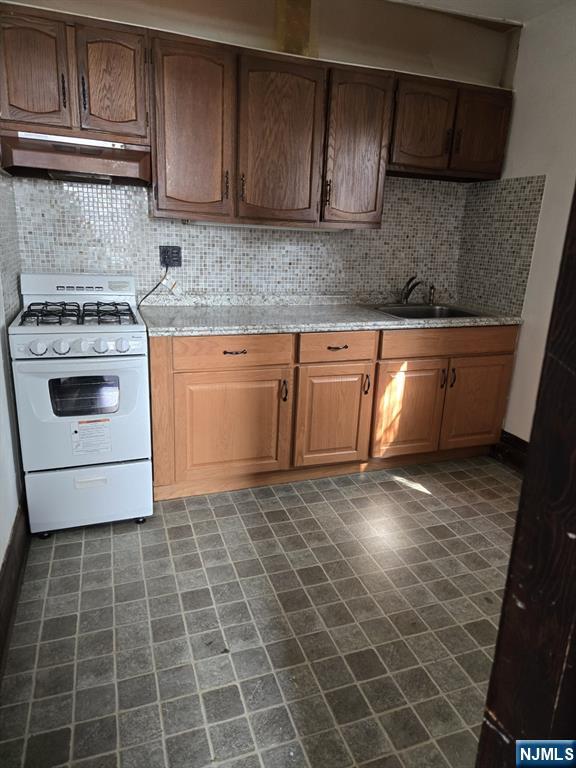 38 Bergen Street 2 - Photo 5