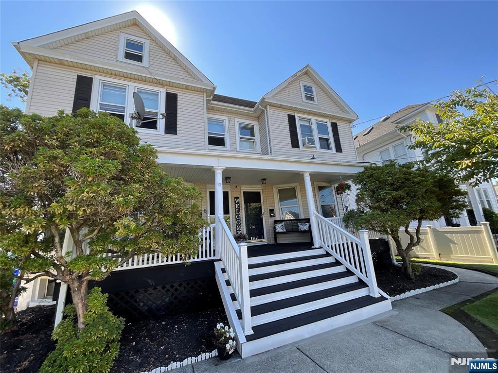 14-16 Livingston Ave, Lyndhurst, NJ 07071