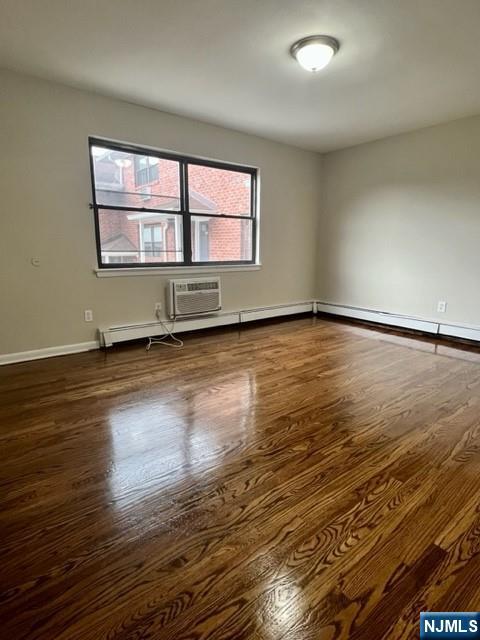 289 Essex H - Photo 4