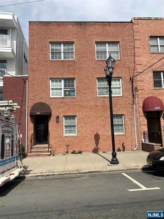 6107 Park Avenue 2 - Photo 1
