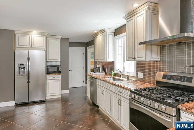 66 Glen Boulevard - Photo 4