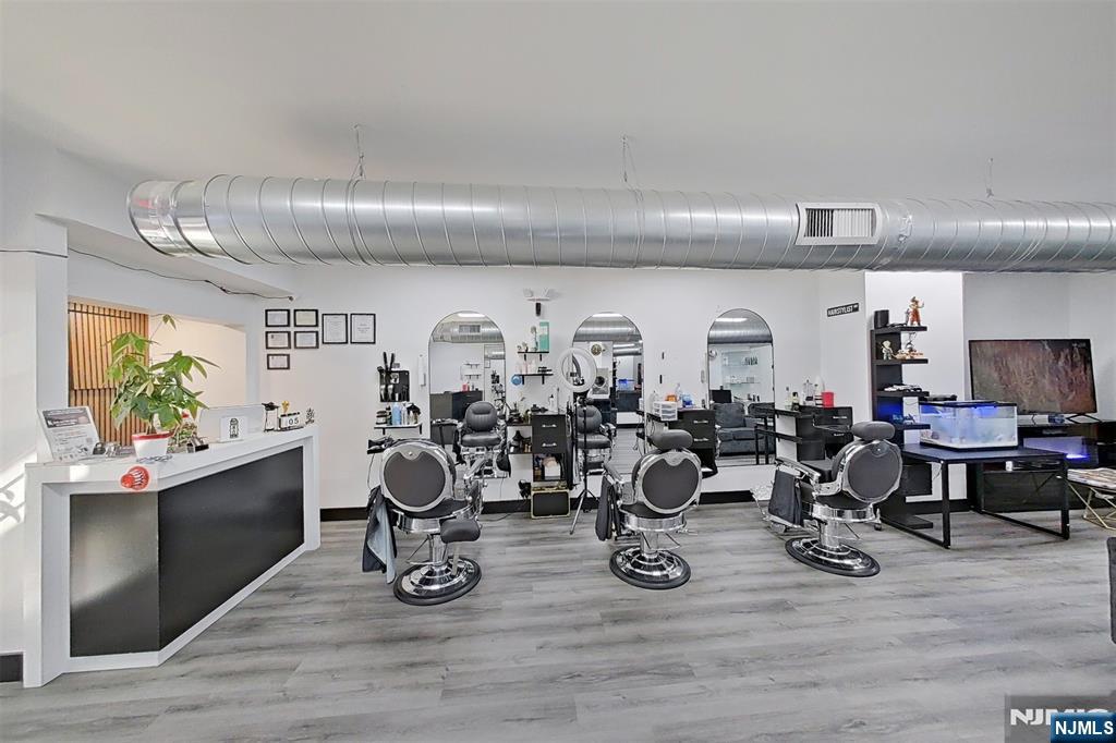 33 Ridge Rd, North Arlington, NJ 07031