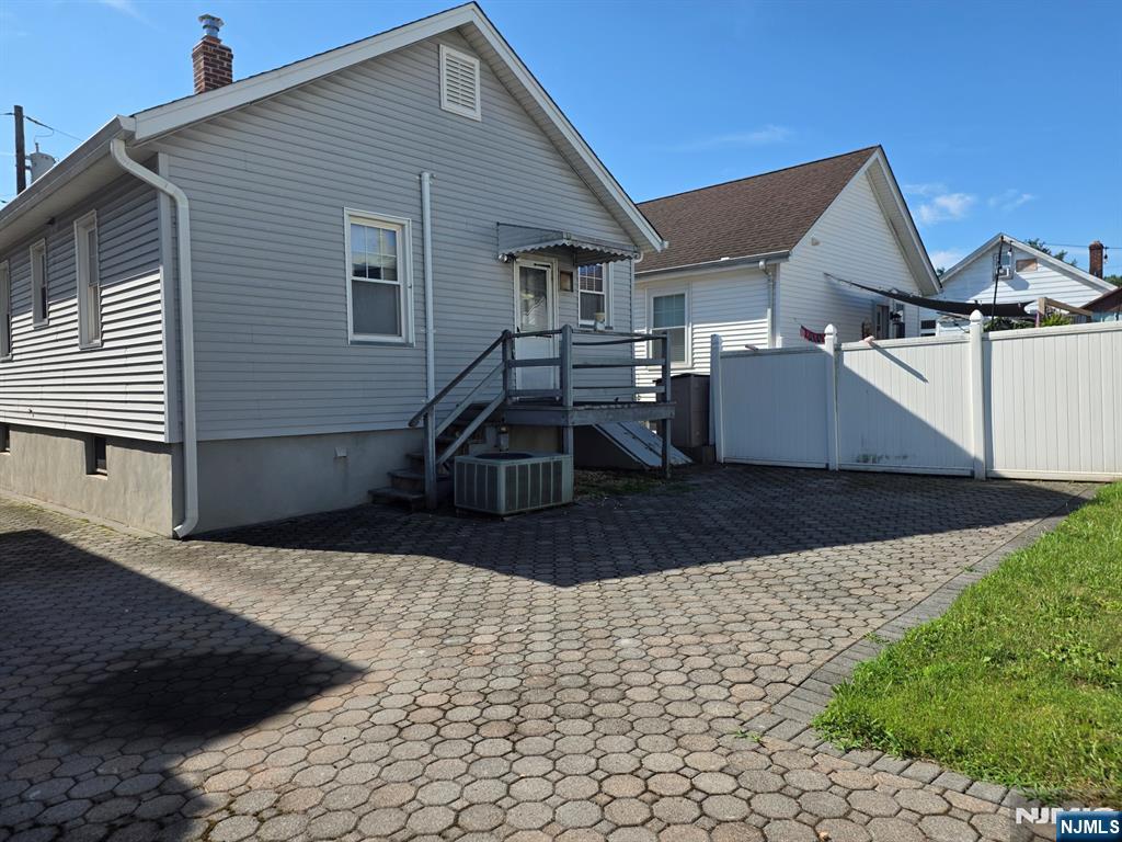 9 Hillside Place - Photo 3
