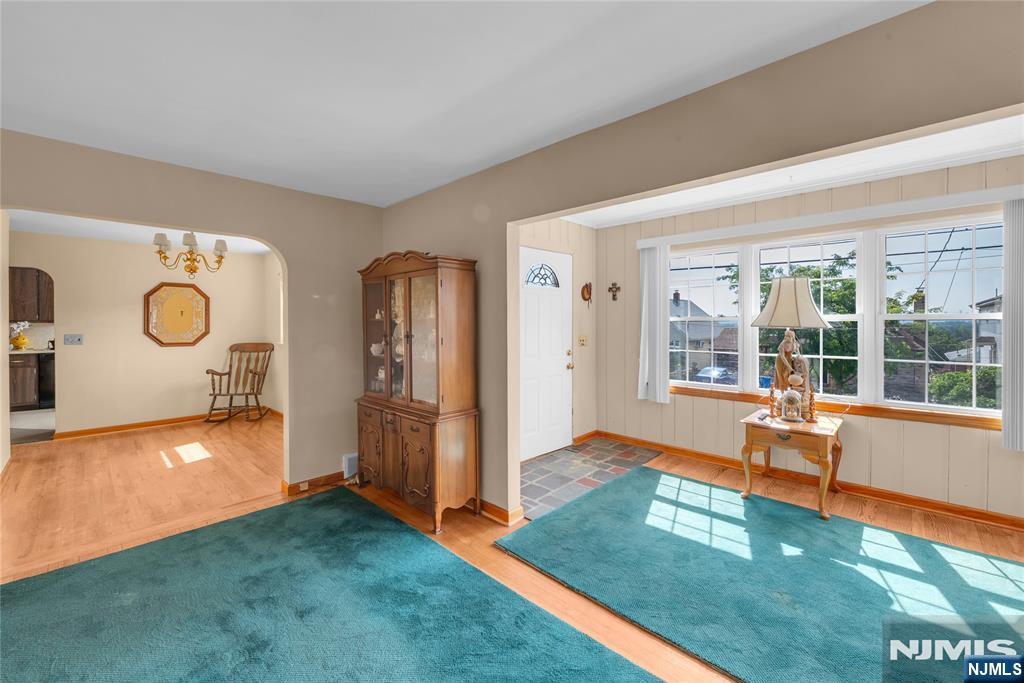 722 7th Street - Photo 4