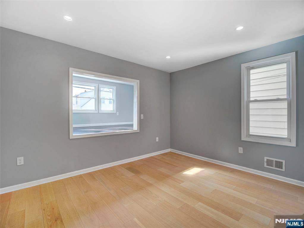 156 Crystal Street 1 - Photo 4