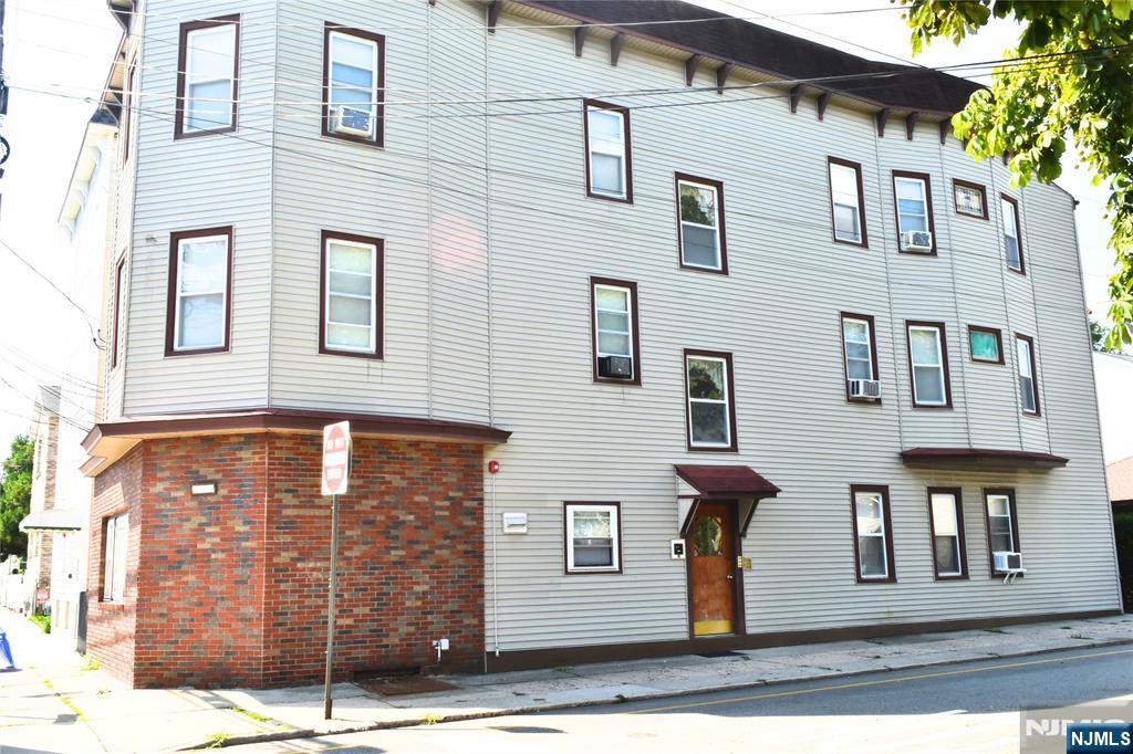 139 Ray Street 1 - Photo 1