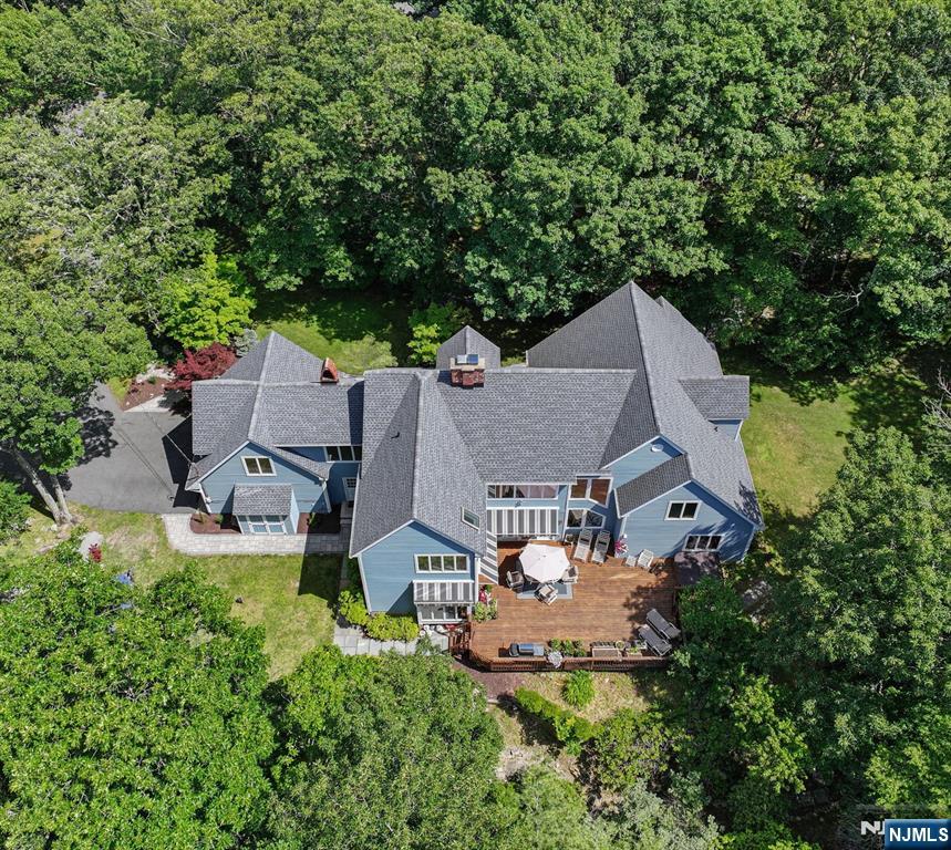 1st image of 738 Ridge Rd, Kinnelon Borough, NJ 07405 | MLS# 26029973