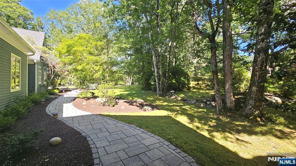4th image of 738 Ridge Rd, Kinnelon Borough, NJ 07405 | MLS# 26029973