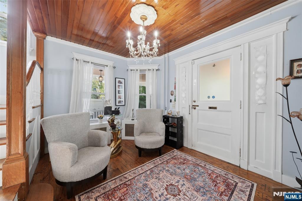 103 Fort Lee Road - Photo 5