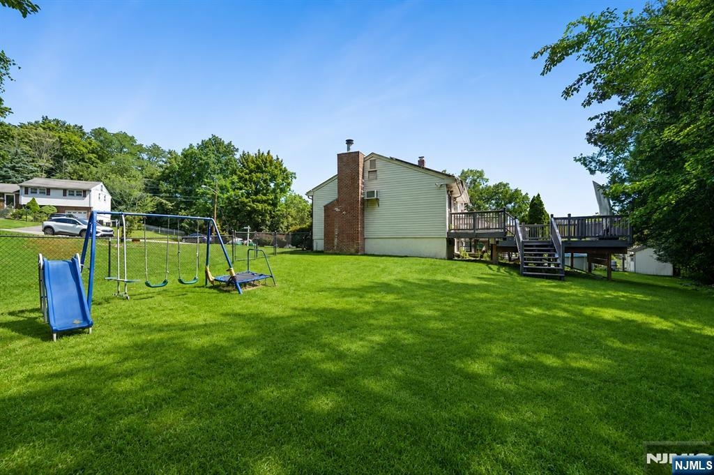 38 Serafin Pl, Glen Rock, NJ 07452