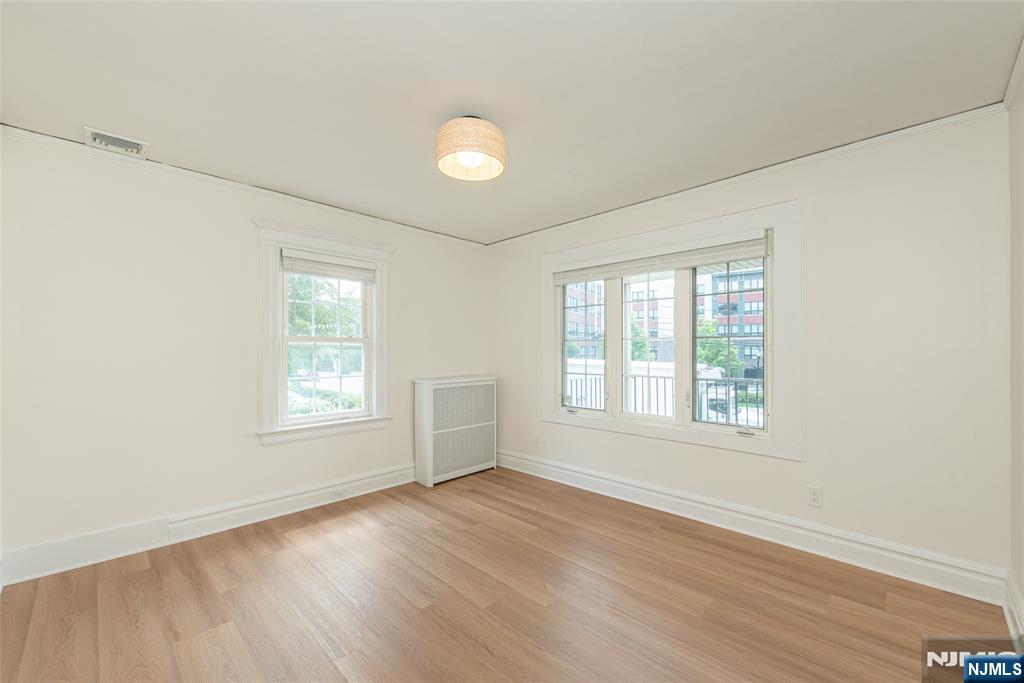 160 Bloomfield Avenue B - Photo 4