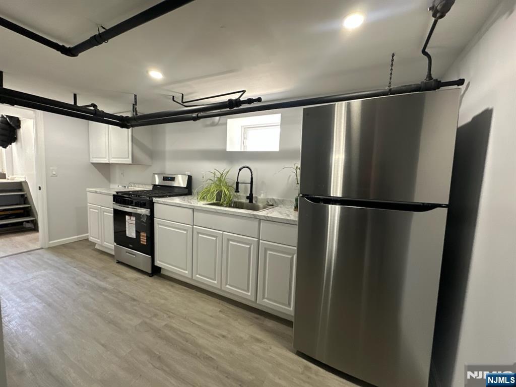 111 Erie Street B - Photo 1