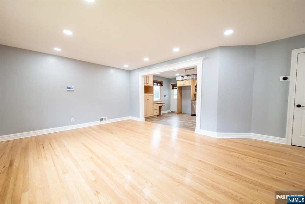 254 Lexington Avenue 1 - Photo 3