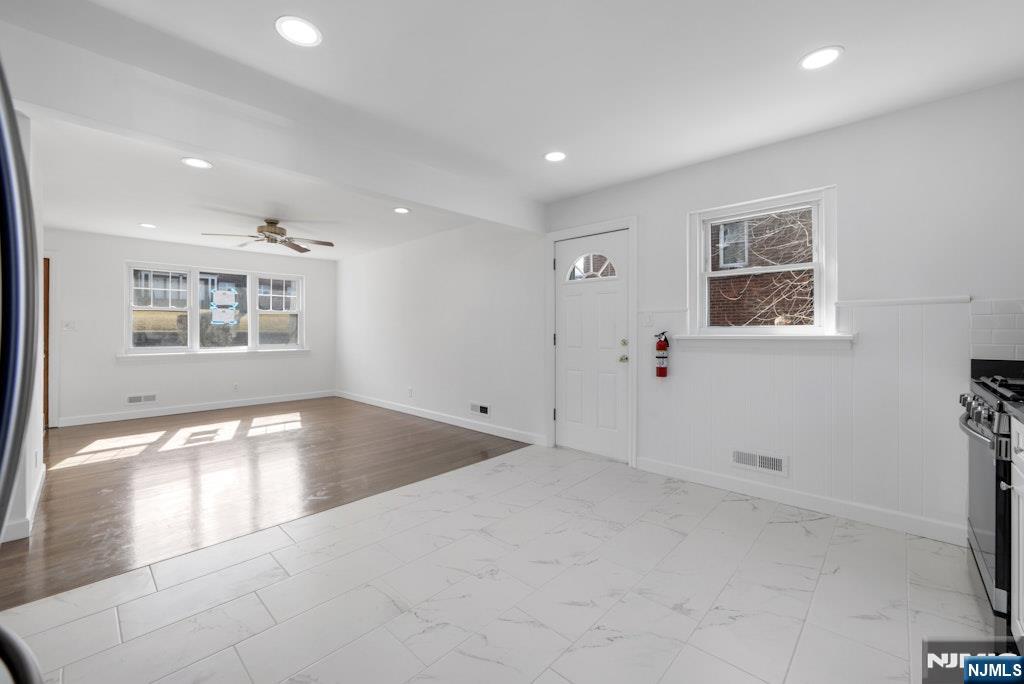 380 Grand Avenue - Photo 3