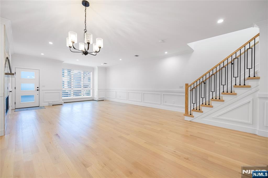 529 Lincoln Street B - Photo 5