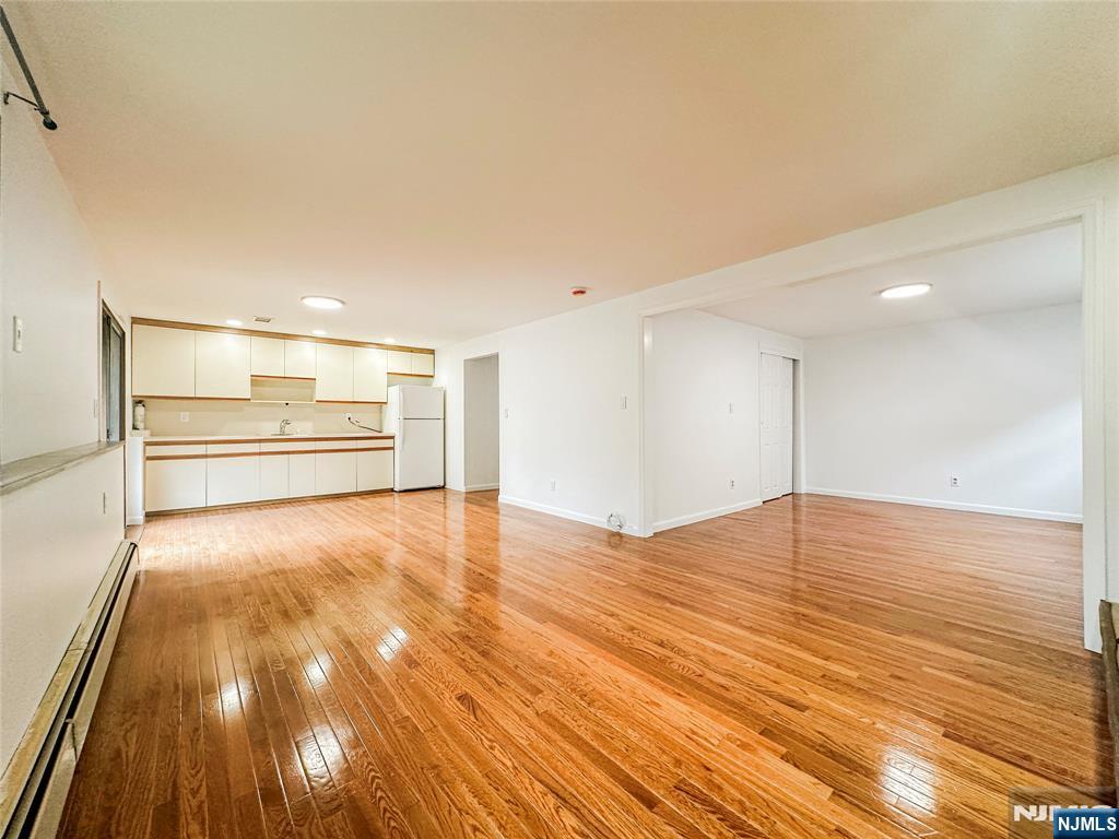 217 Rockland Avenue - Photo 5