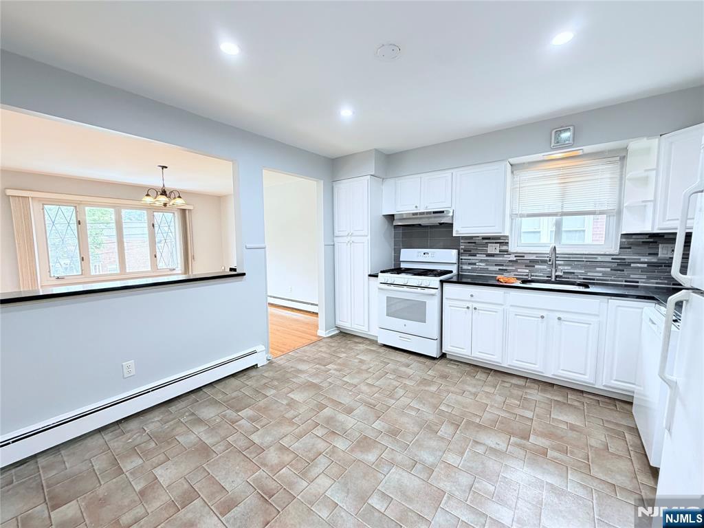 1229 Inwood Terrace - Photo 5