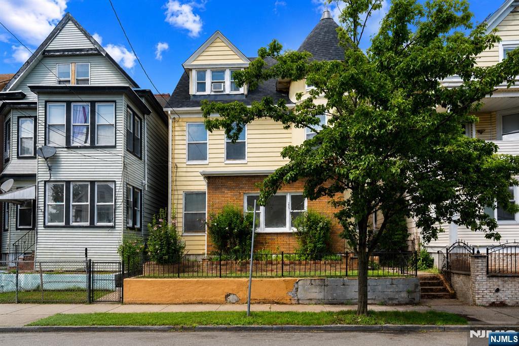 239-241 17th Avenue - Photo 1
