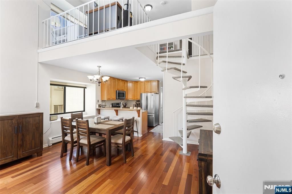 102 West Ridge Mews - Photo 3