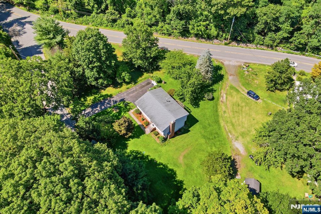 5 Apshawa Cross Road