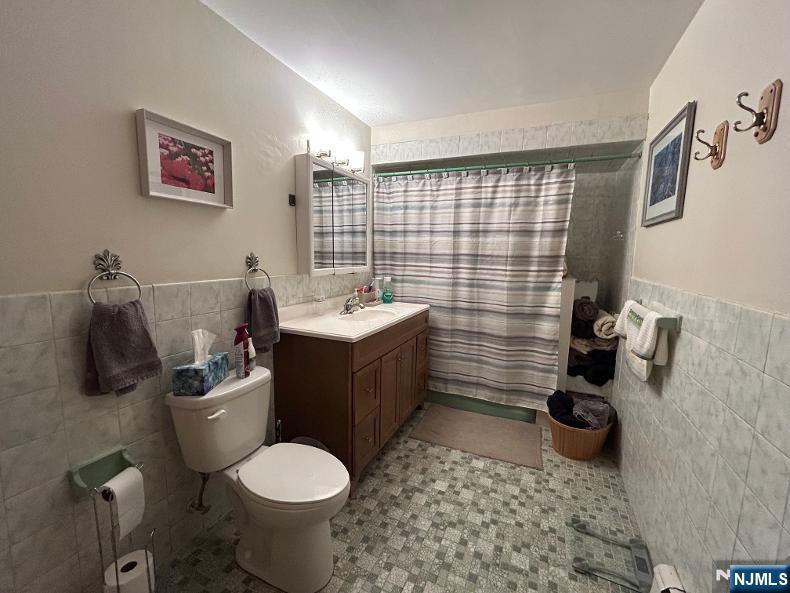 59 Kingsberry, Westwood, NJ 07675