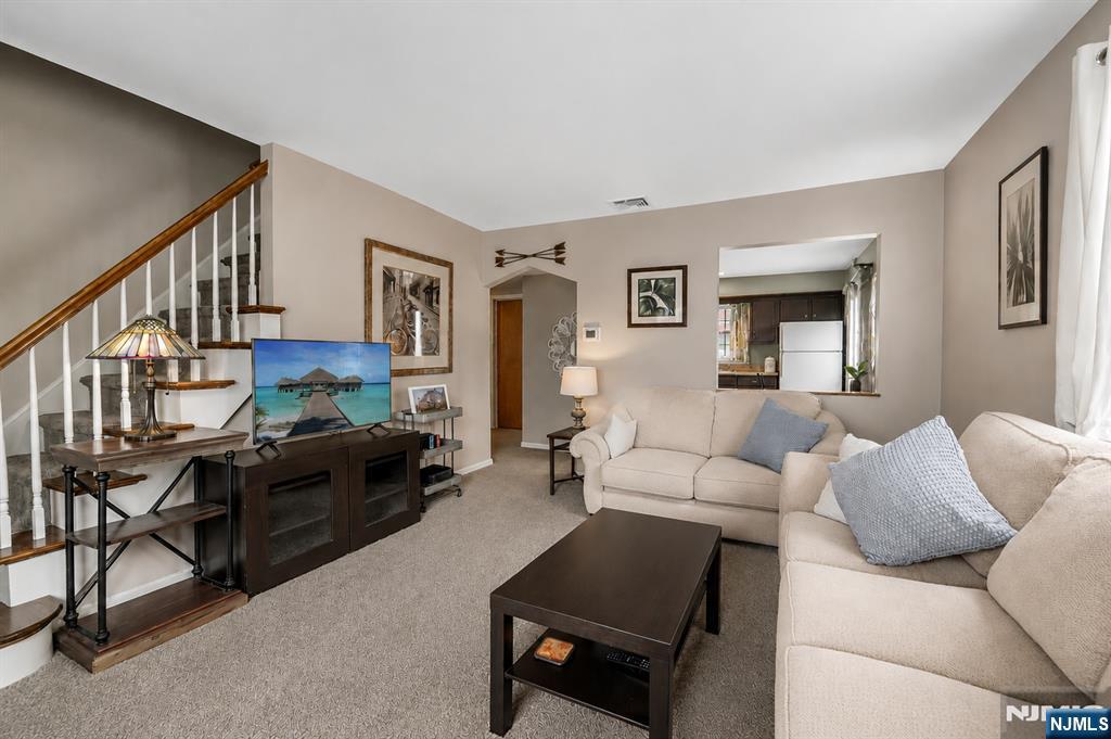 34 Hopson Avenue - Photo 5