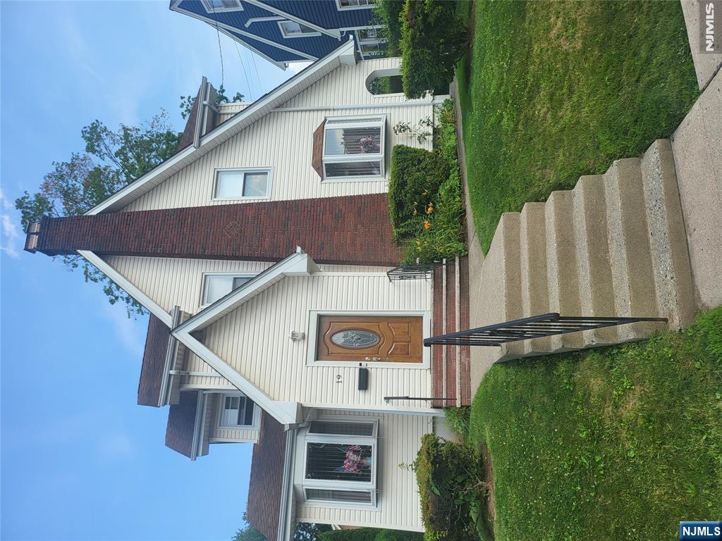 19 Irvington Place - Photo 1