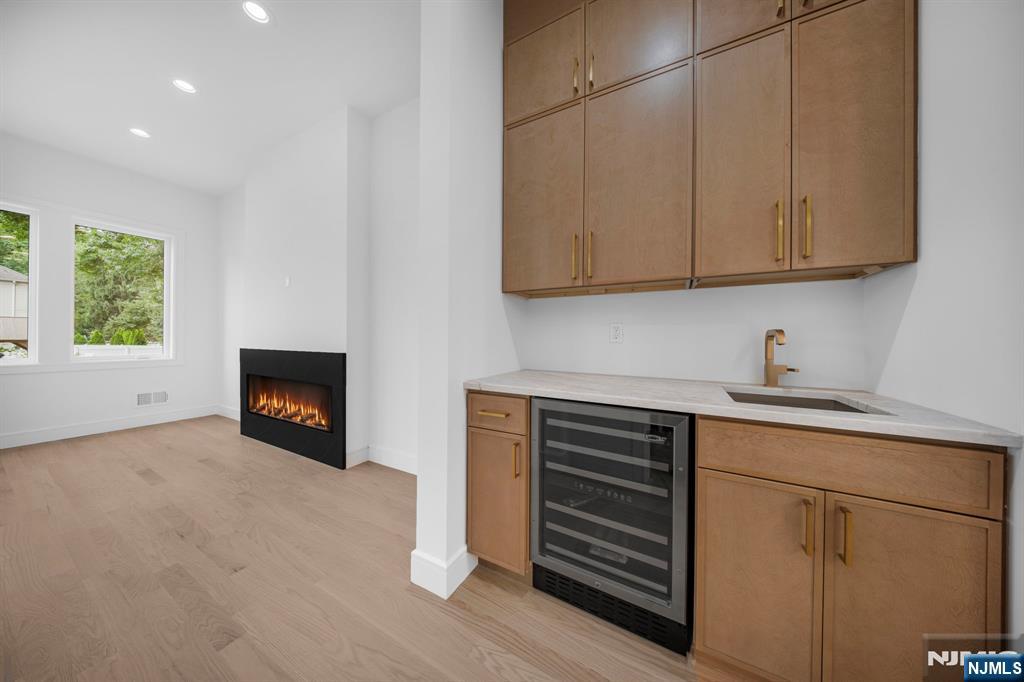 167 Palisades