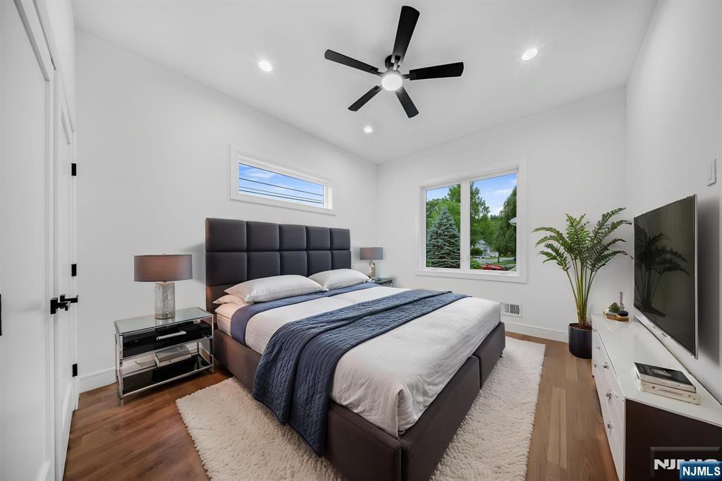 167 Palisades